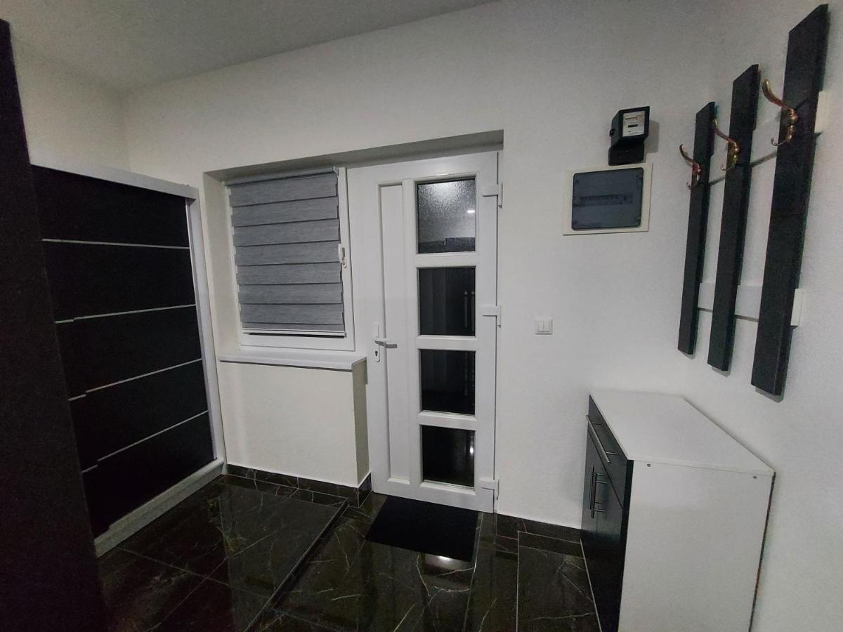 Malm Travnik Apartment Екстериор снимка