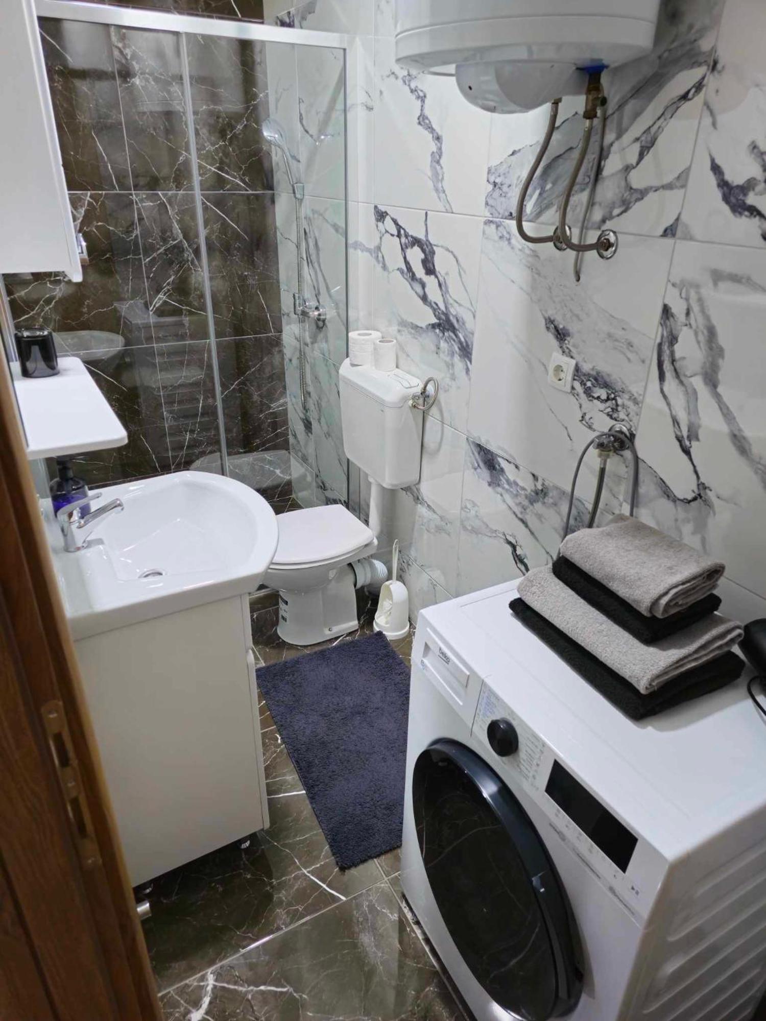 Malm Travnik Apartment Екстериор снимка